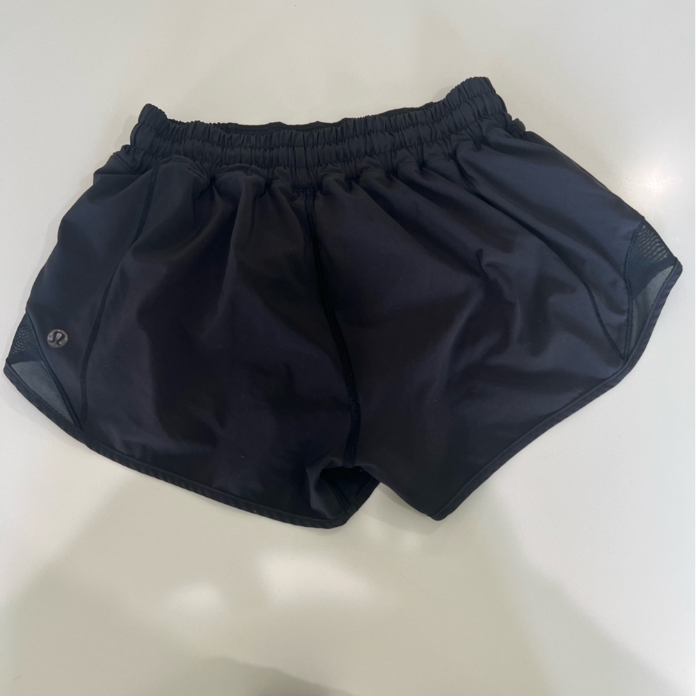 Lululemon short size 4